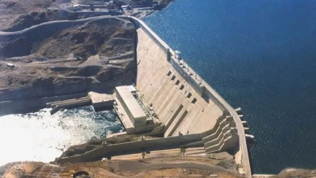 El Gobierno autorizó la privatización de cuatro empresas hidroeléctricas a través de un concurso internacional