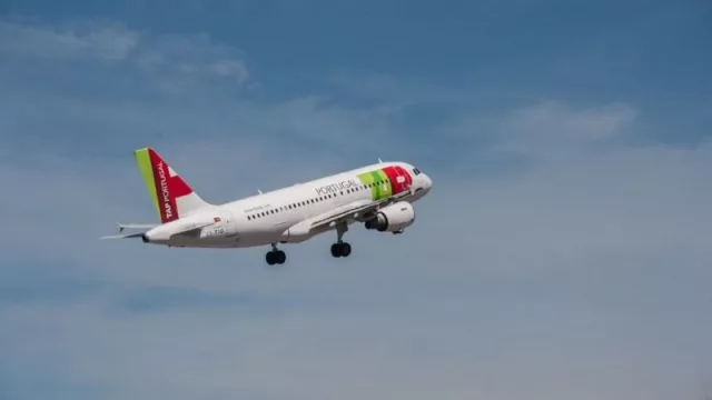TAP Air Portugal pierde 70,7 millones en el primer semestre y reduce ingresos un 1% hasta los 2.000 millones