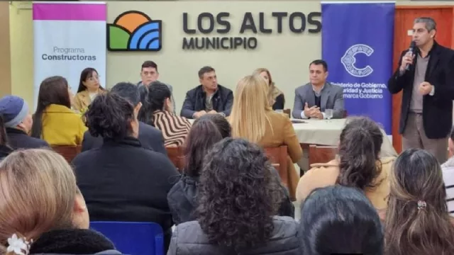 Los Altos fortalece el empleo femenino con capacitación en oficios con el programa “Constructoras”