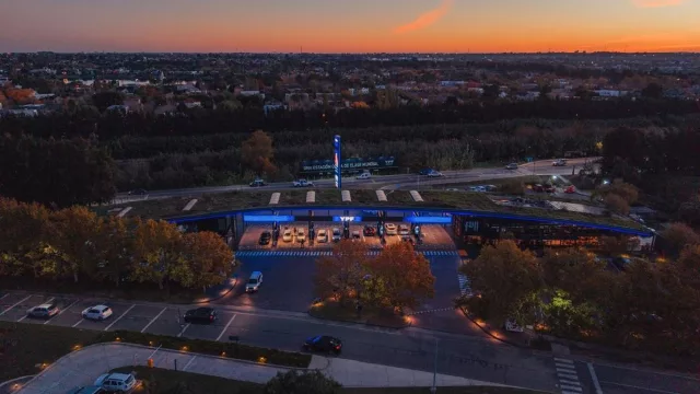 YPF lanzó “YPF Black”: así es la primera estación premium con gastronomía gourmet y atención personalizada