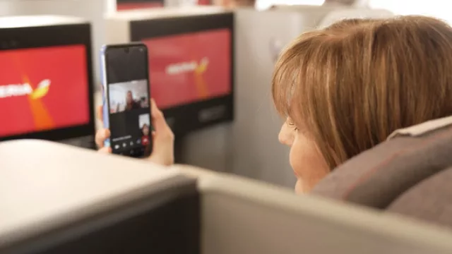 Iberia estrena el primer avión con wifi gratuito de alta velocidad de Starlink