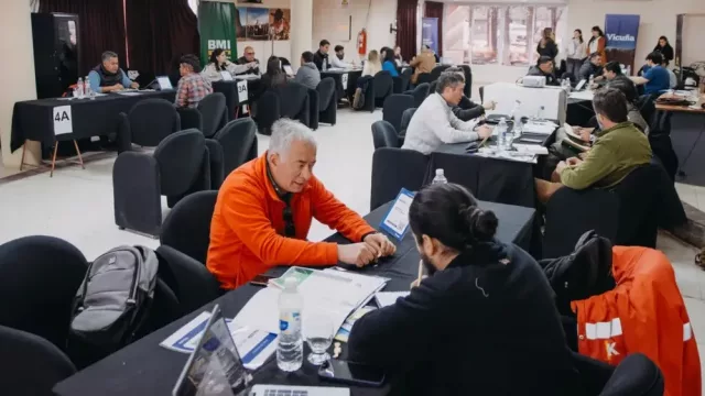 Vicuña activó una ronda de negocios para preparar la licitación del transporte de personal