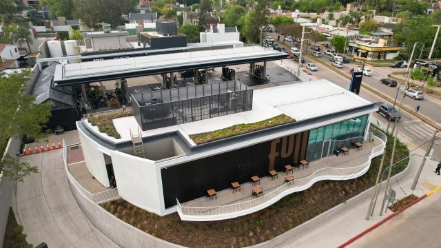 YPF inauguró en Córdoba la primera estación Black del interior del país