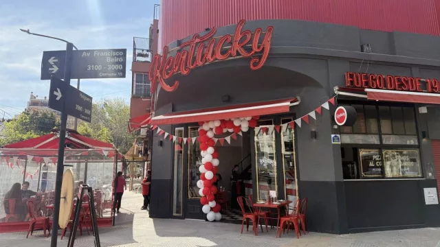 La pizza al molde vuelve a Beiró: Kentucky reabre su emblemática esquina de Helguera
